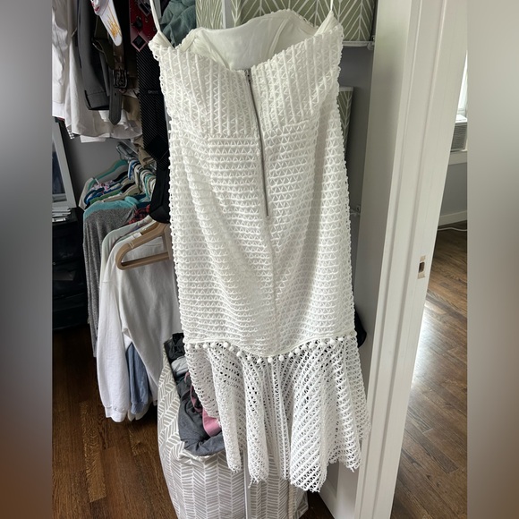 Selfie Leslie Zoey Lace Overlay Midi Dress - Picture 4 of 5